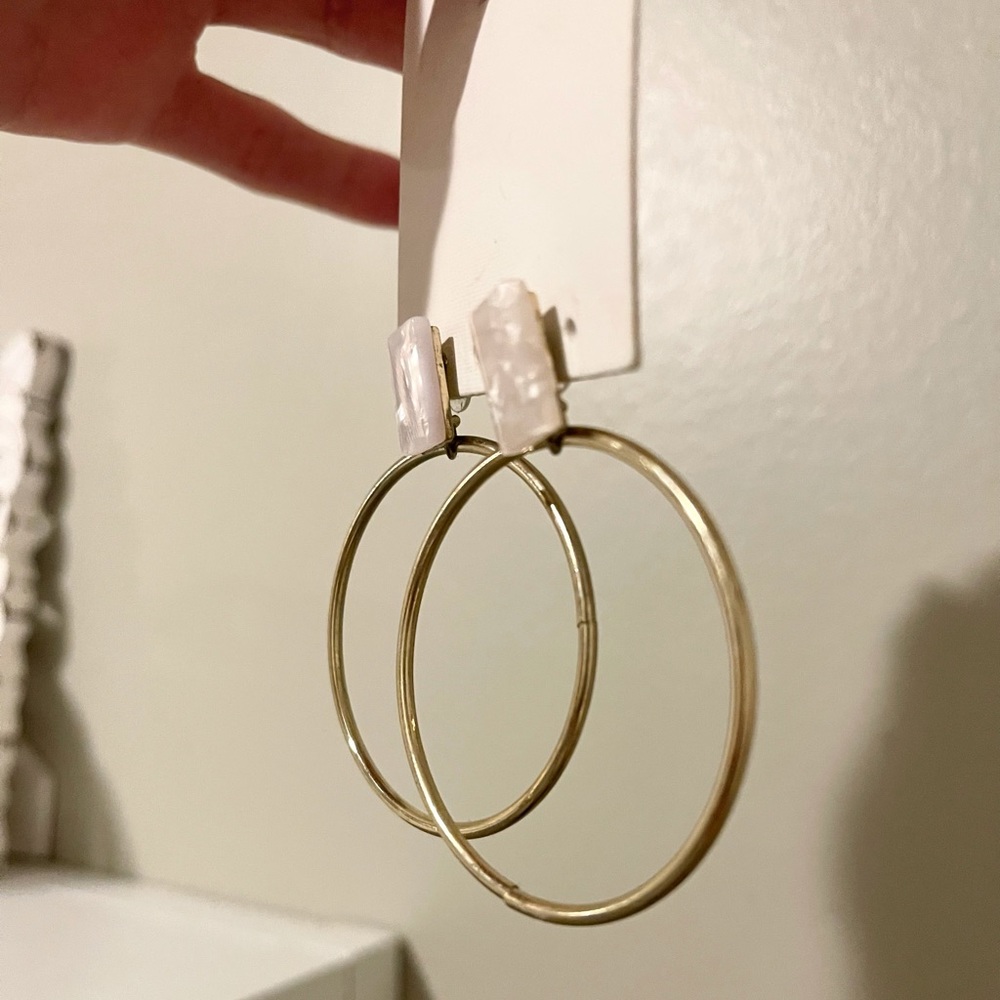 Hoop Earrings with Resin Quartz Detail